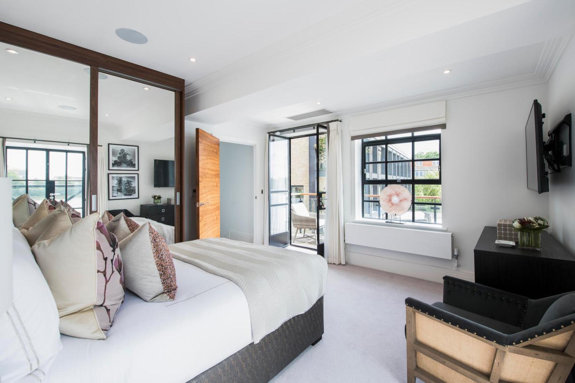 Palace Wharf Apartments Londra Dış mekan fotoğraf