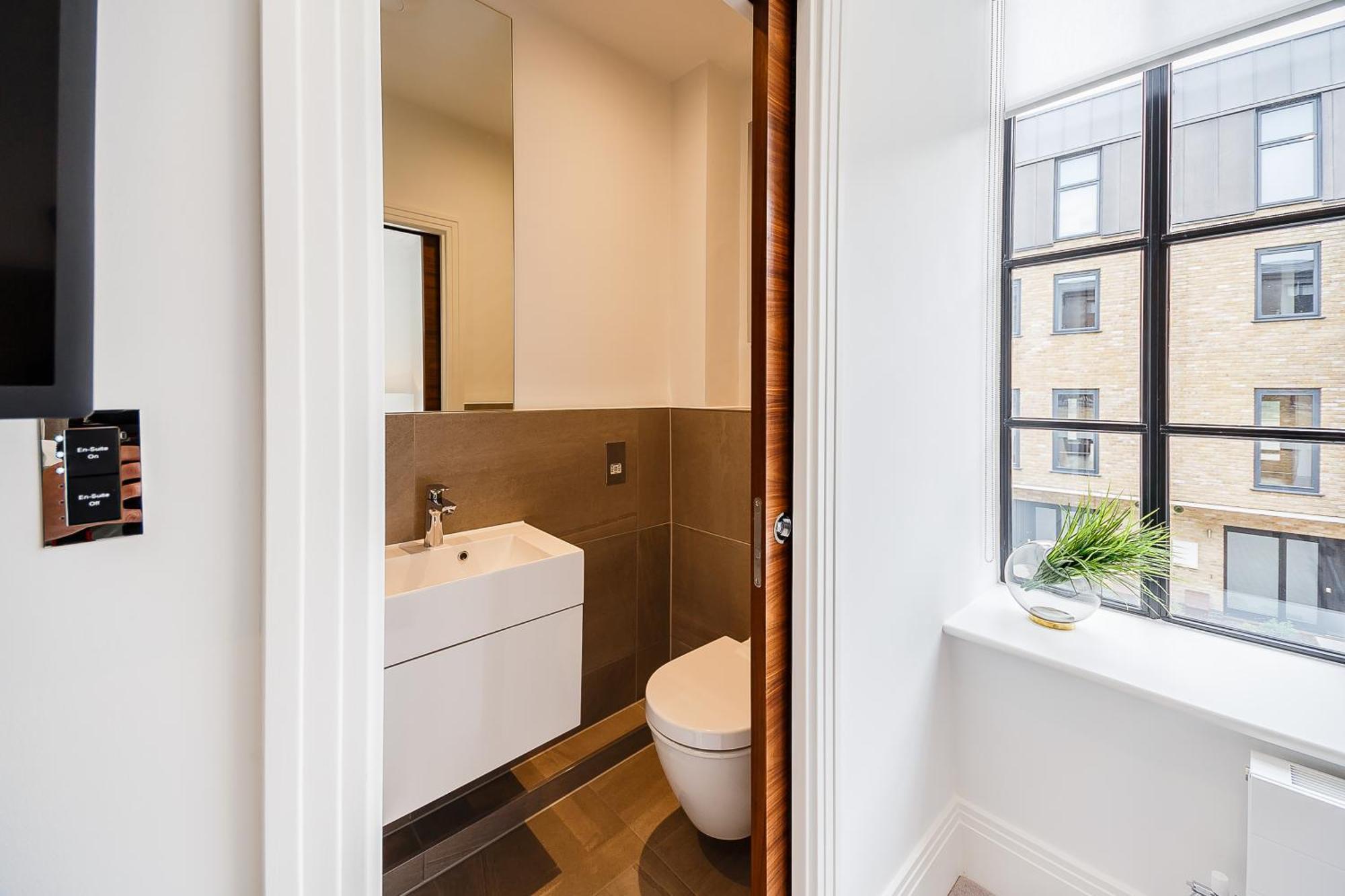 Palace Wharf Apartments Londra Dış mekan fotoğraf